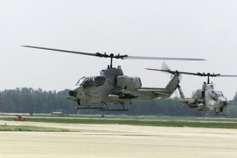 ah-1w_30.jpg