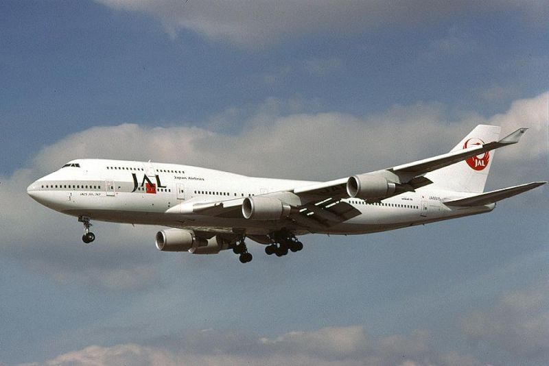 jal-b7474.jpg