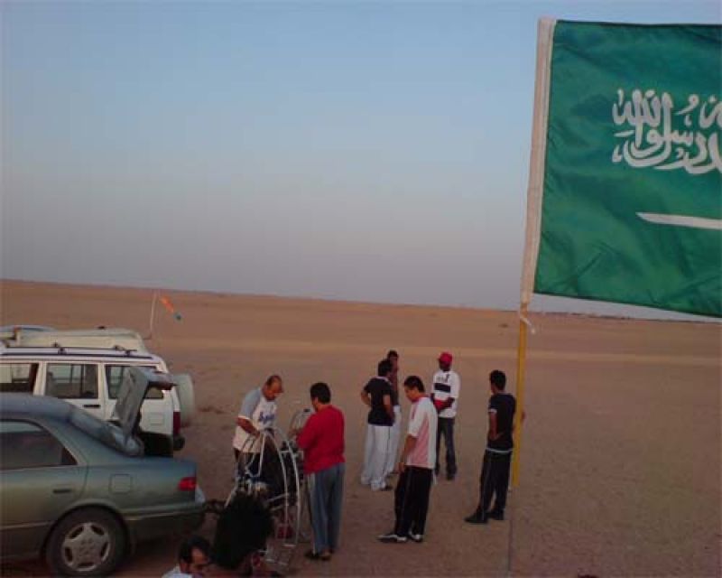 saudi_parachutist_team-8.jpg